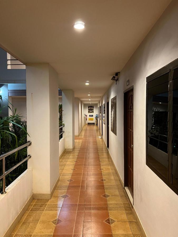 Jj Palace เจเจ พาเลซ Ban Si Than Exteriör bild