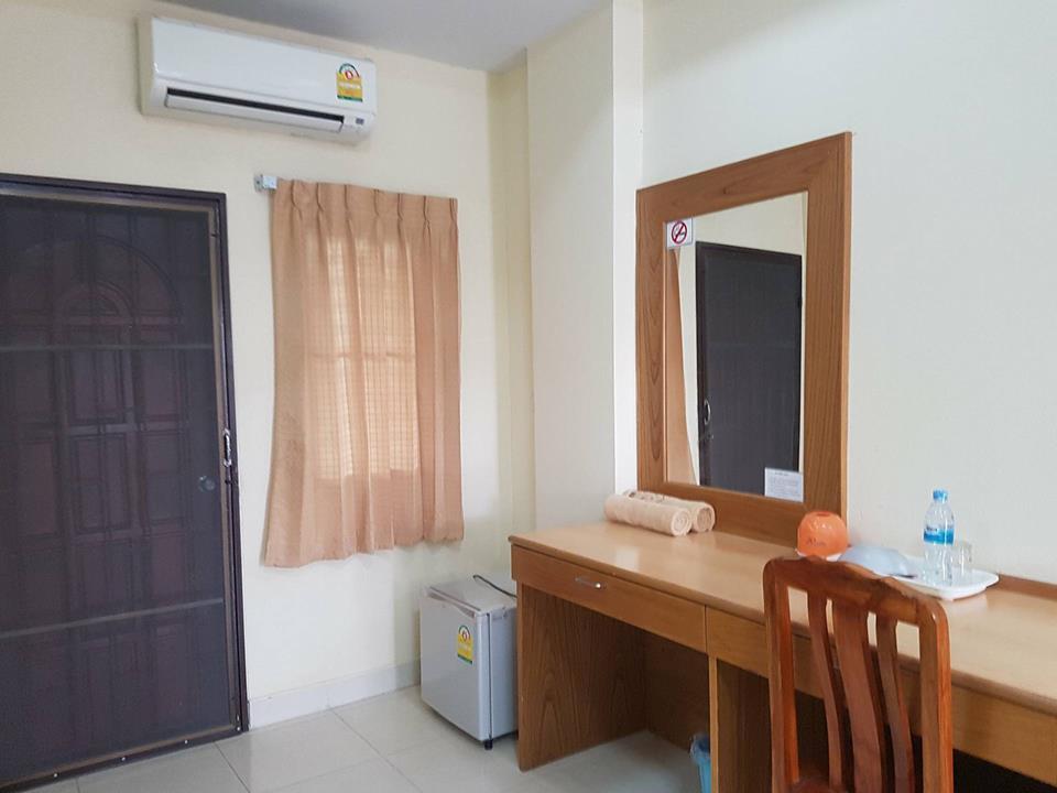 Jj Palace เจเจ พาเลซ Ban Si Than Exteriör bild